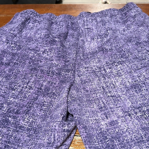 Lularoe shorts. Size 2x. Never worn purple. Soft fabric - Picture 4 of 4